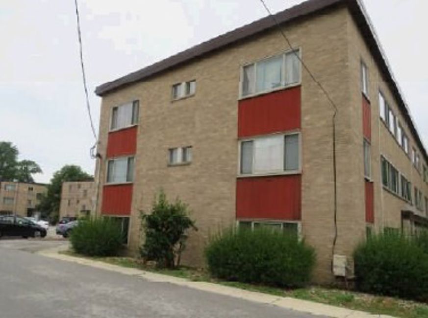 2622 Central Dr #2N Flossmoor, IL 60422