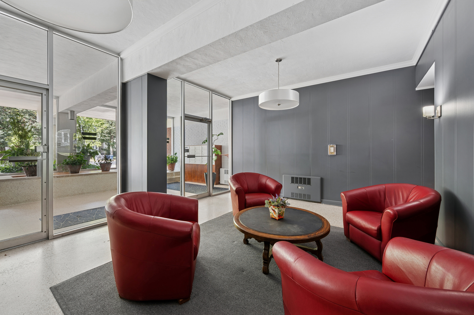 2033 Sherman Ave #409 Evanston, IL 60201