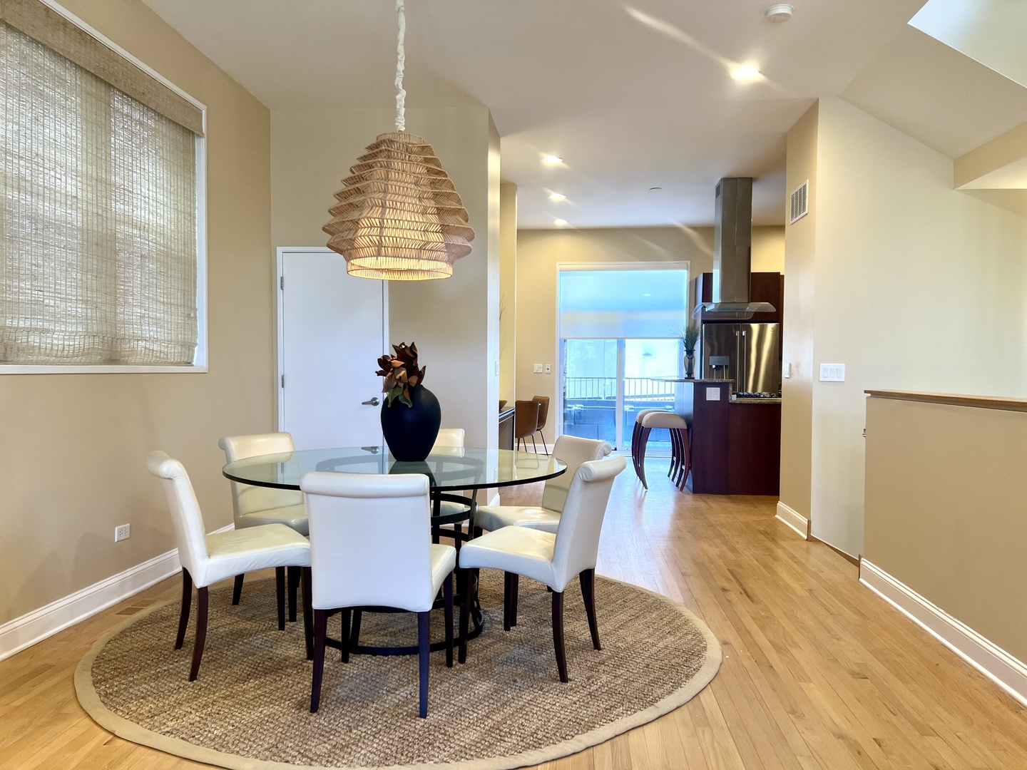 3211 S Rhodes Ave Chicago, IL 60616