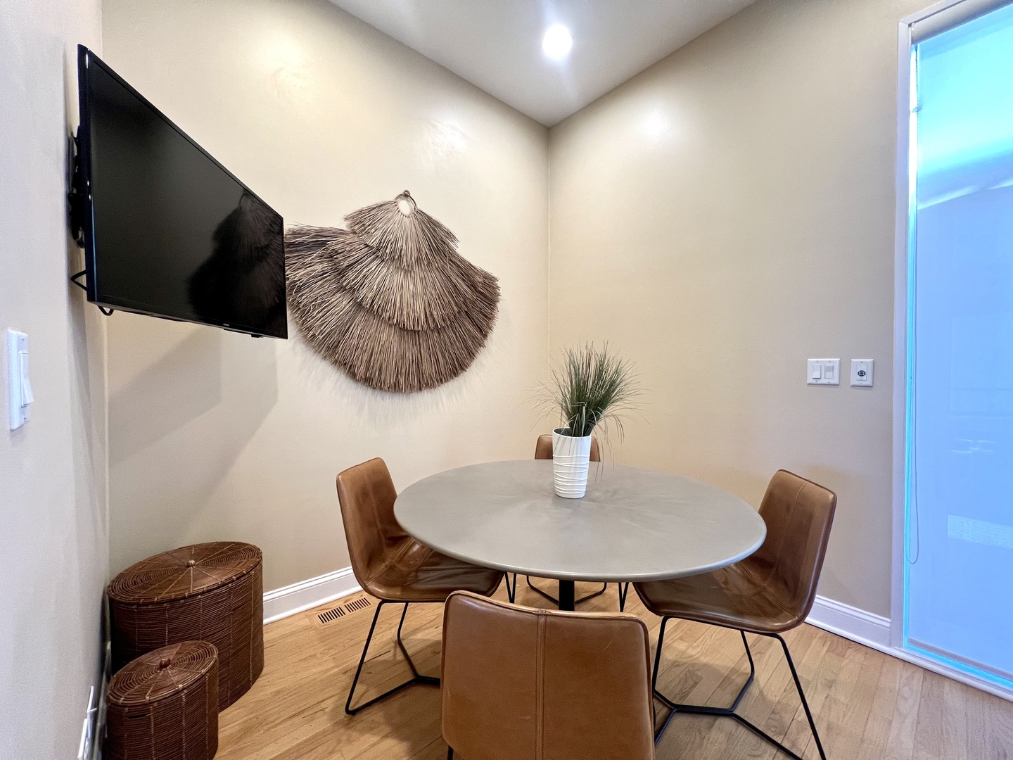 3211 S Rhodes Ave Chicago, IL 60616