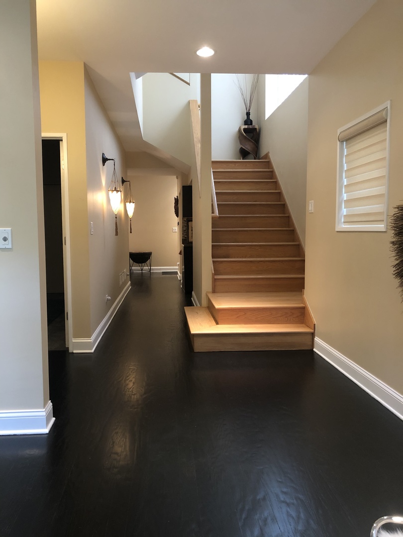 3211 S Rhodes Ave Chicago, IL 60616