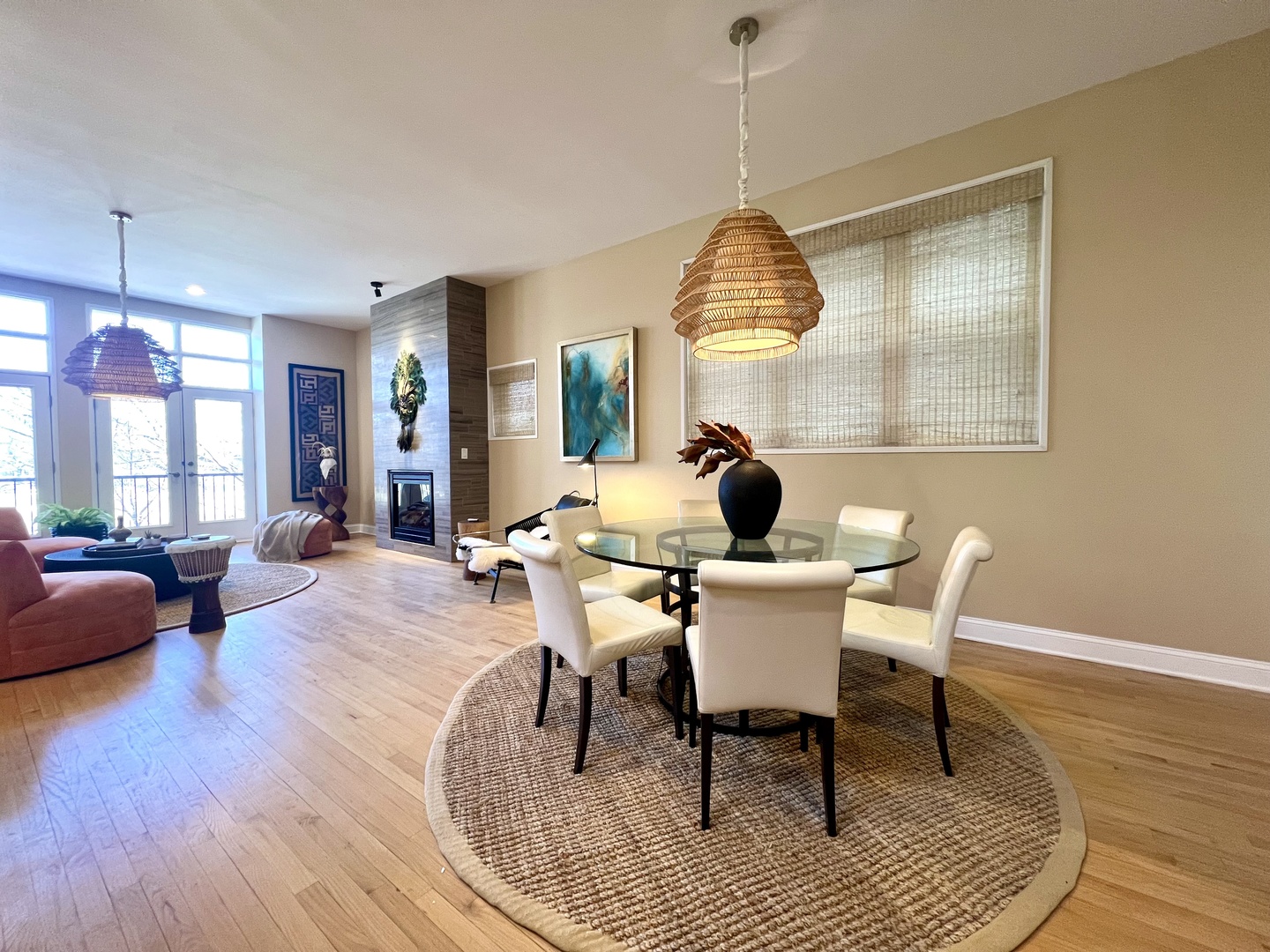 3211 S Rhodes Ave Chicago, IL 60616