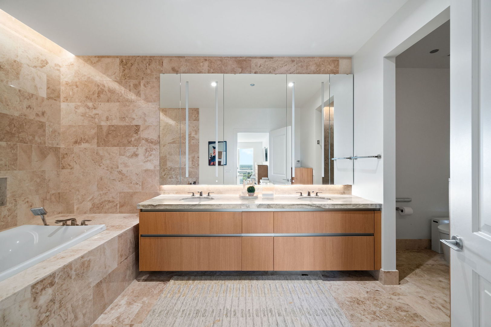 363 E Wacker Dr #3109 Chicago, IL 60601