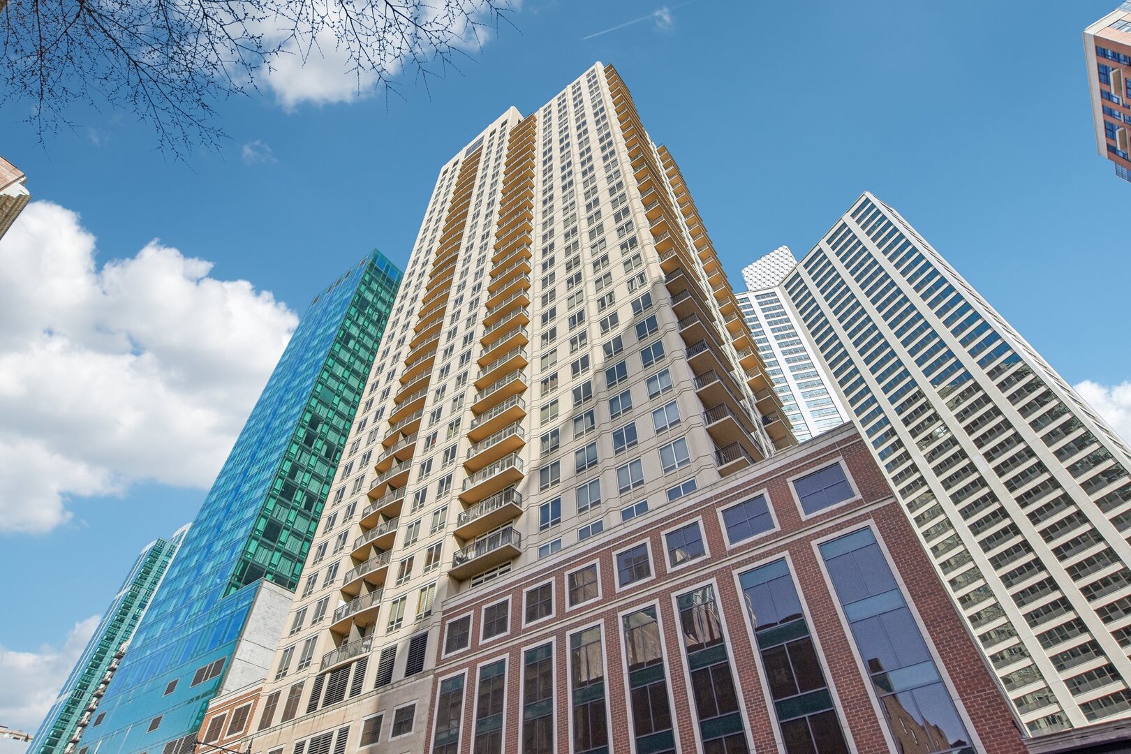 1111 S Wabash Ave #2805