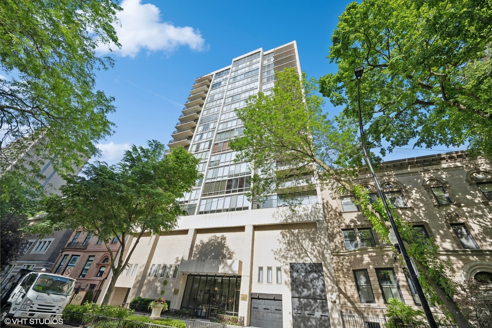 1516 N State Pkwy #17A