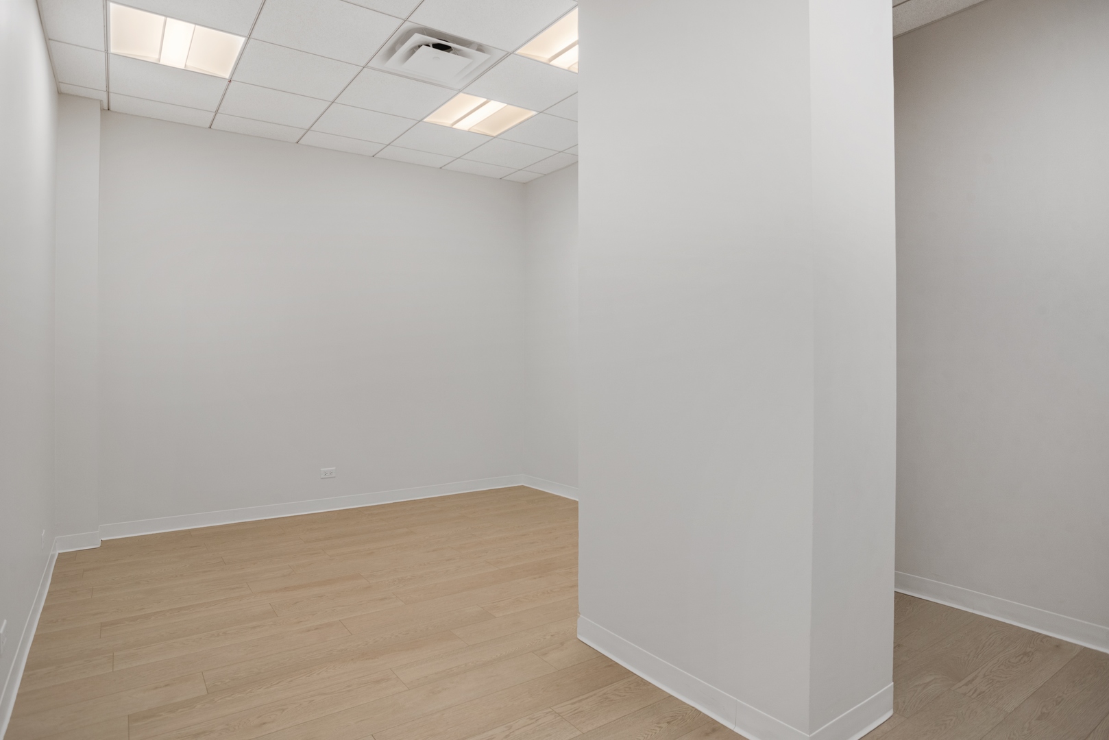 400 E Randolph St #717 Chicago, IL 60601