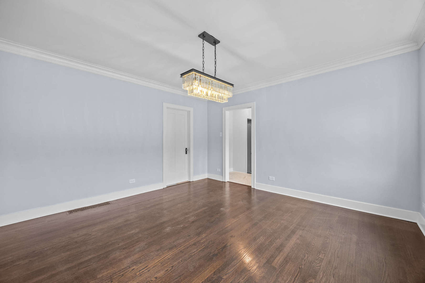 1101 S OAK Park Ave Oak Park, IL 60304