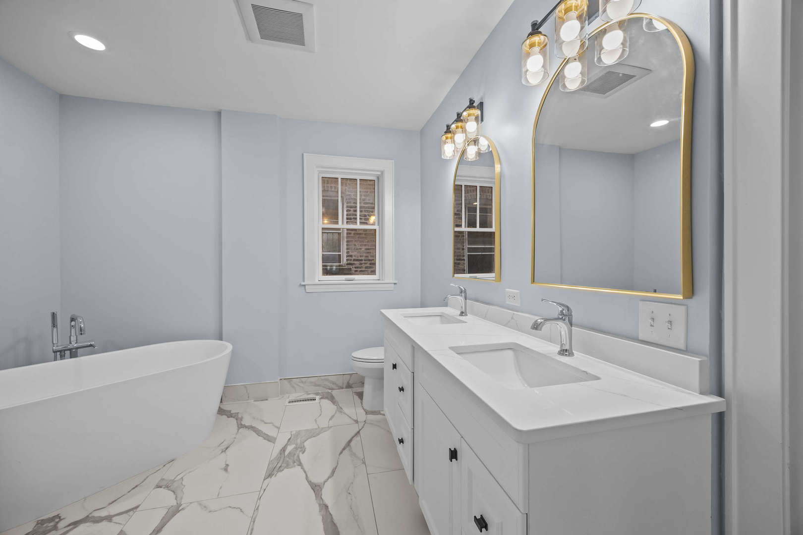 1101 S OAK Park Ave Oak Park, IL 60304