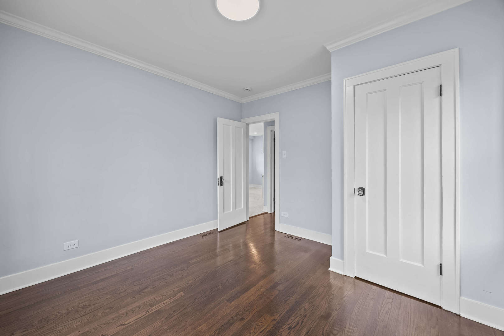 1101 S OAK Park Ave Oak Park, IL 60304