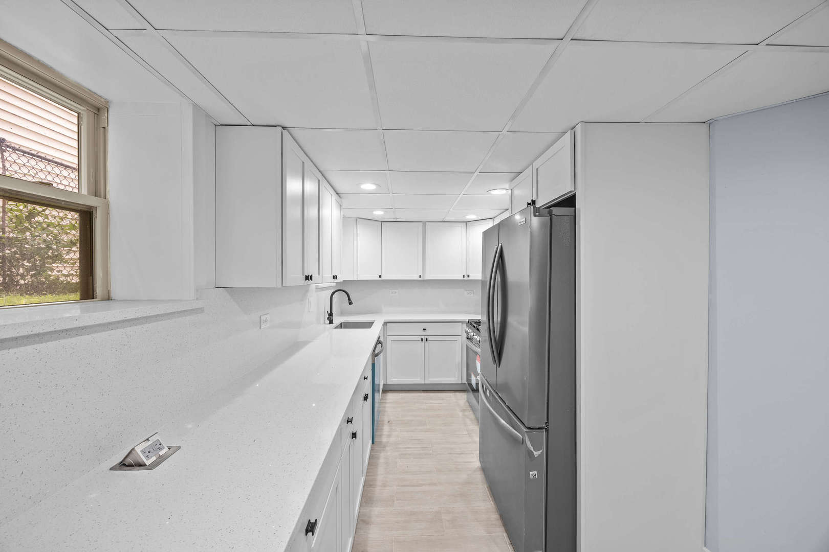 1101 S OAK Park Ave Oak Park, IL 60304