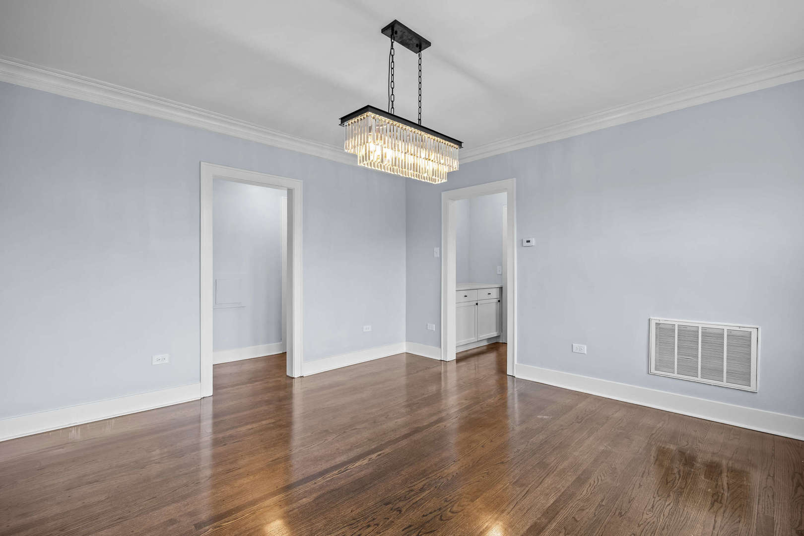 1101 S OAK Park Ave Oak Park, IL 60304