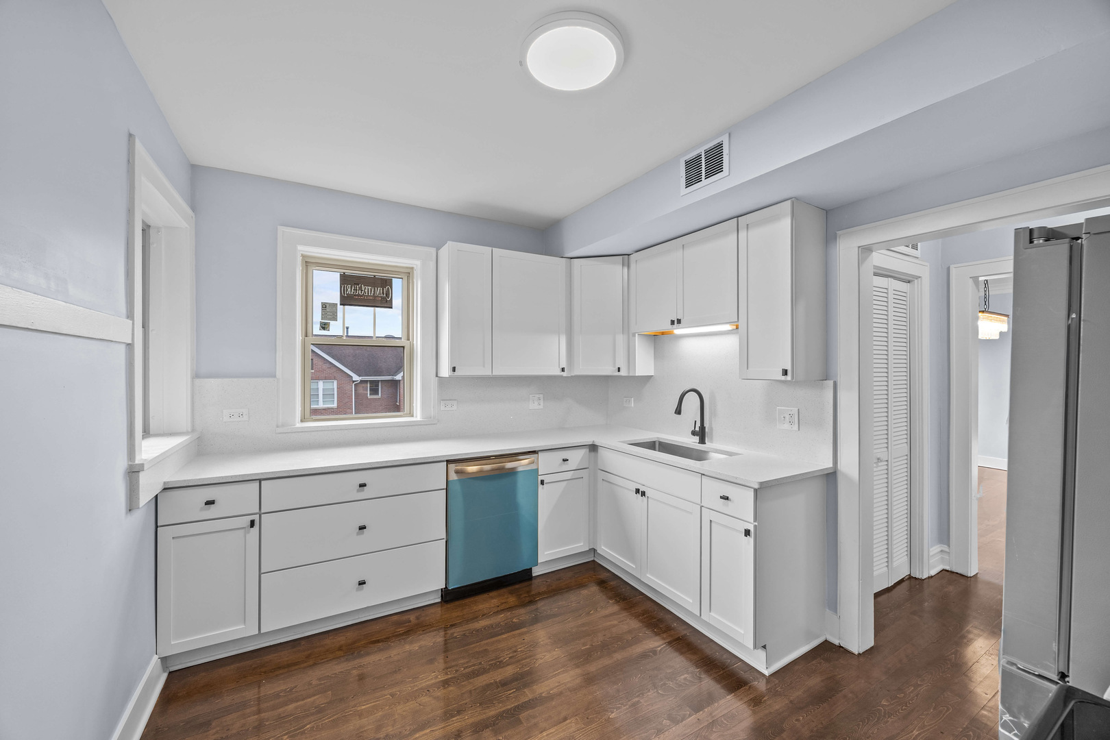 1101 S OAK Park Ave Oak Park, IL 60304