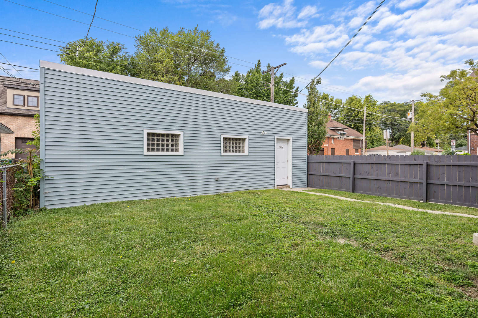 1101 S OAK Park Ave Oak Park, IL 60304