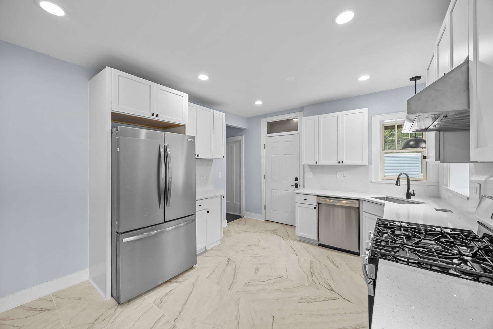 1101 S OAK Park Ave Oak Park, IL 60304