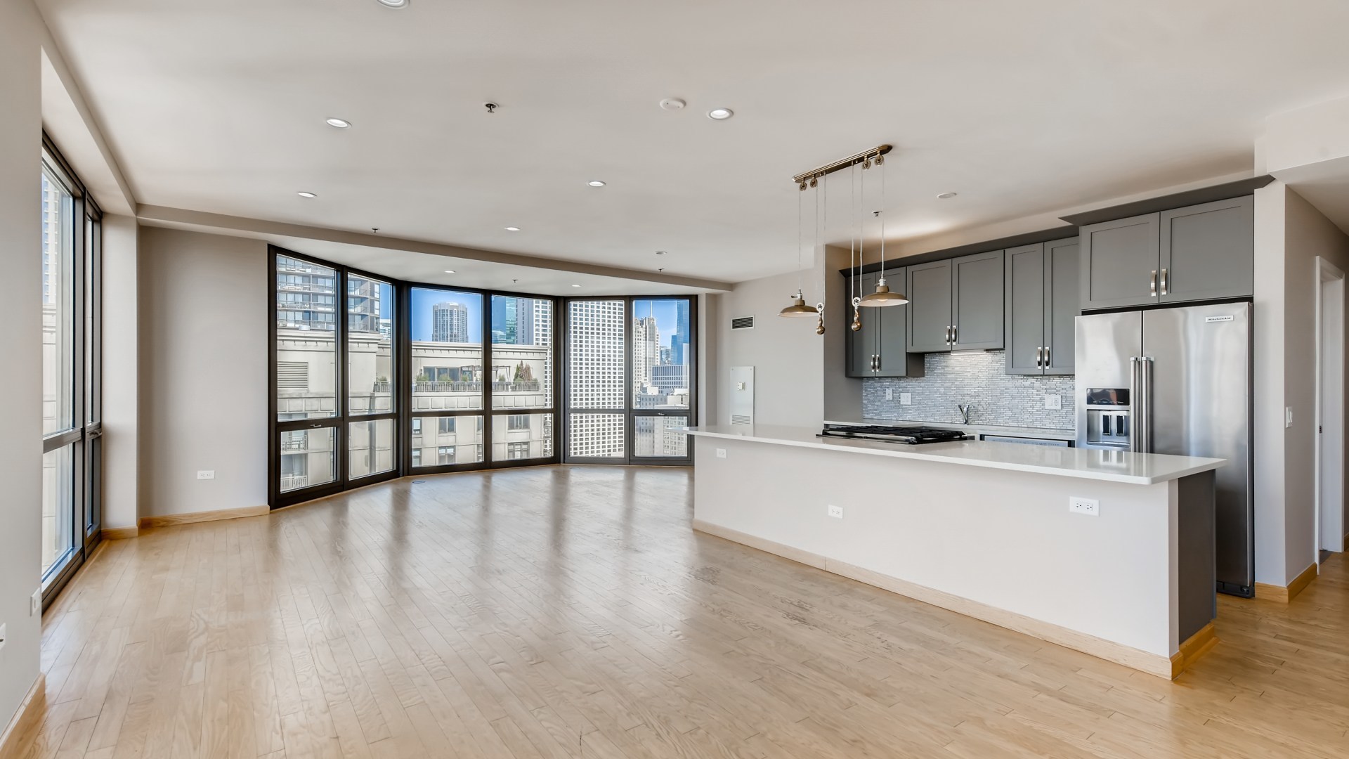 635 N Dearborn St #2803 Chicago, IL 60654