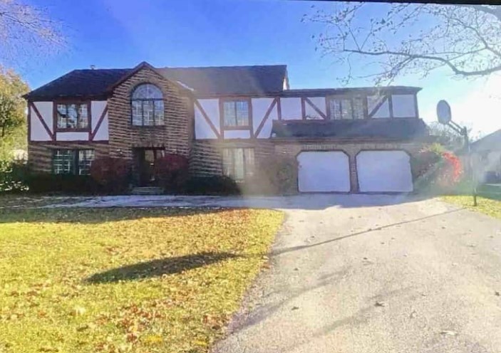 1650 Lynwood Ct Flossmoor, IL 60422