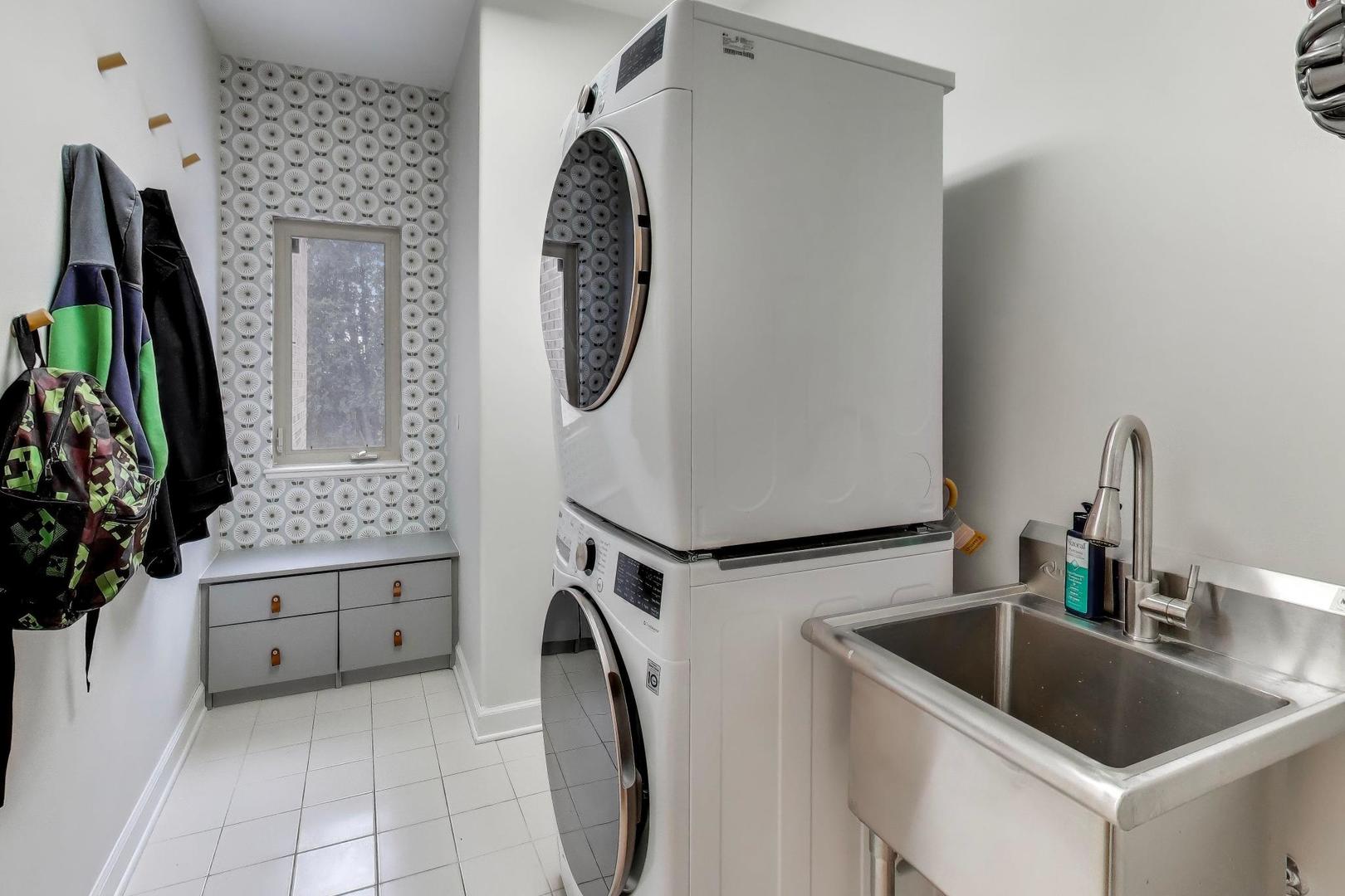 70 Spencer Ct Deerfield, IL 60015