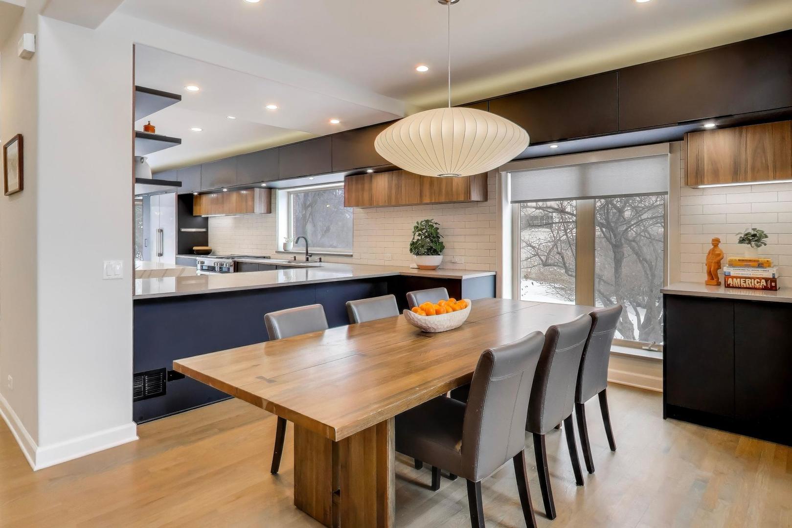 70 Spencer Ct Deerfield, IL 60015