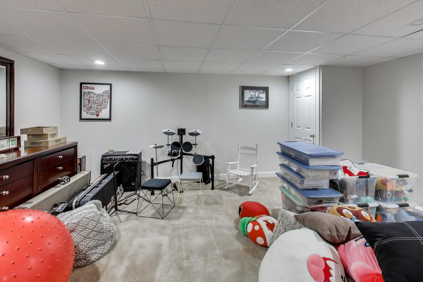 70 Spencer Ct Deerfield, IL 60015