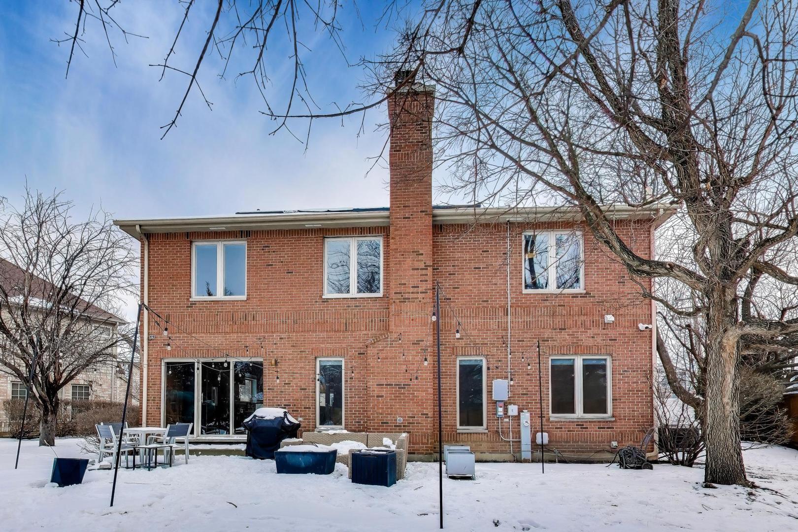 70 Spencer Ct Deerfield, IL 60015