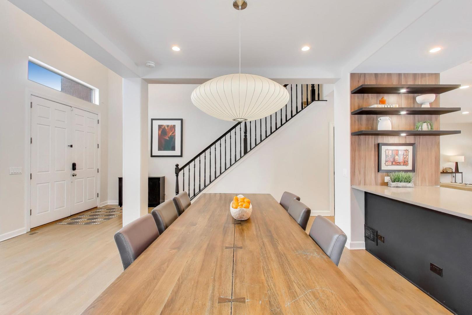 70 Spencer Ct Deerfield, IL 60015