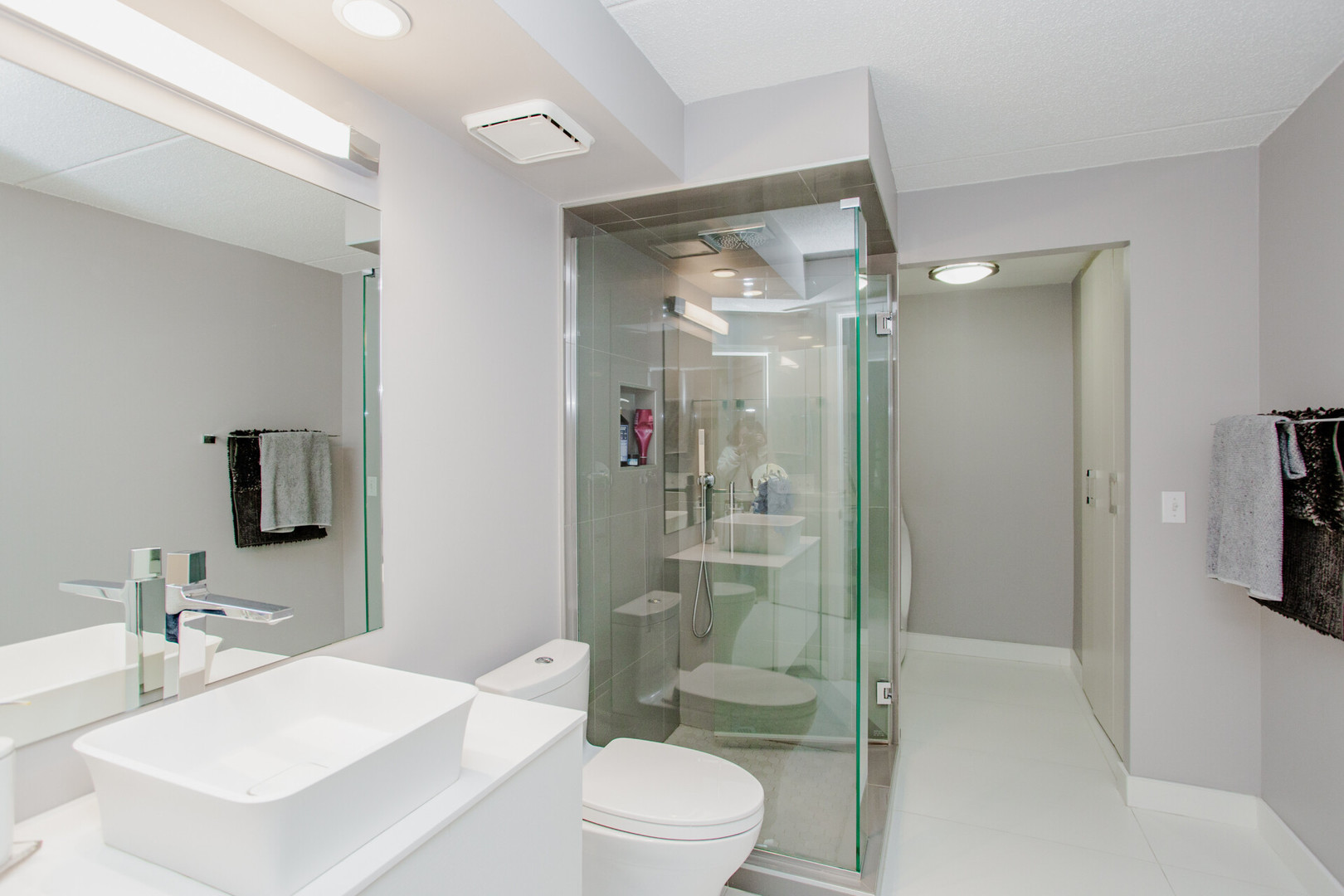 8540 W Foster Ave #504 Norridge, IL 60706