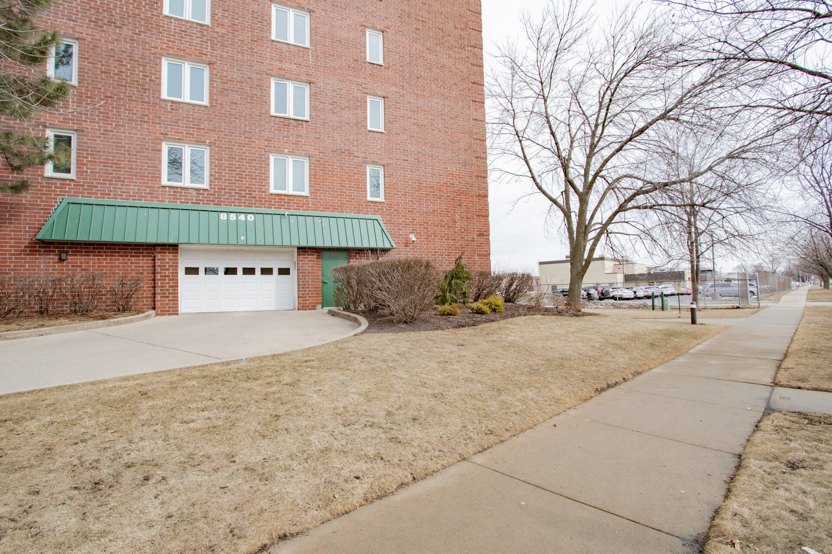 8540 W Foster Ave #504 Norridge, IL 60706