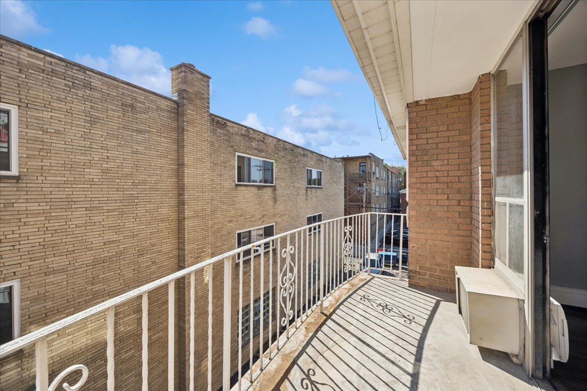 415 Wesley Ave #36 Oak Park, IL 60302