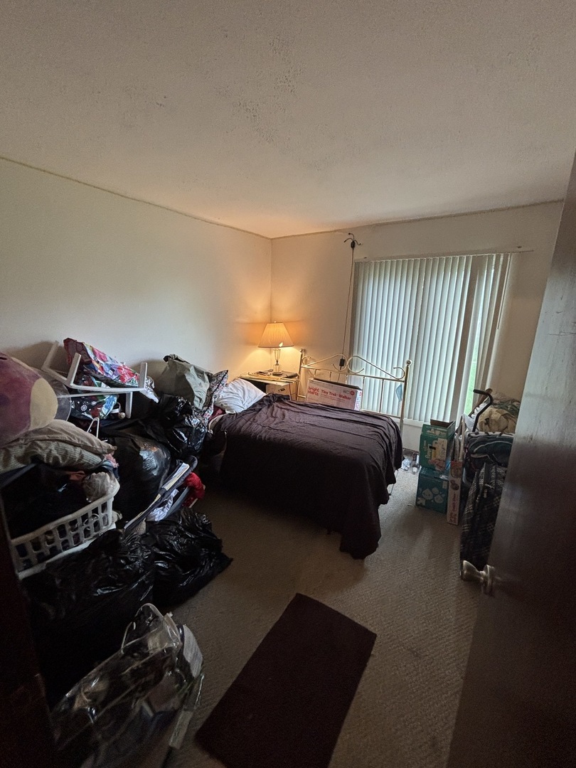 1050 Holbrook Rd #1H Homewood, IL 60430