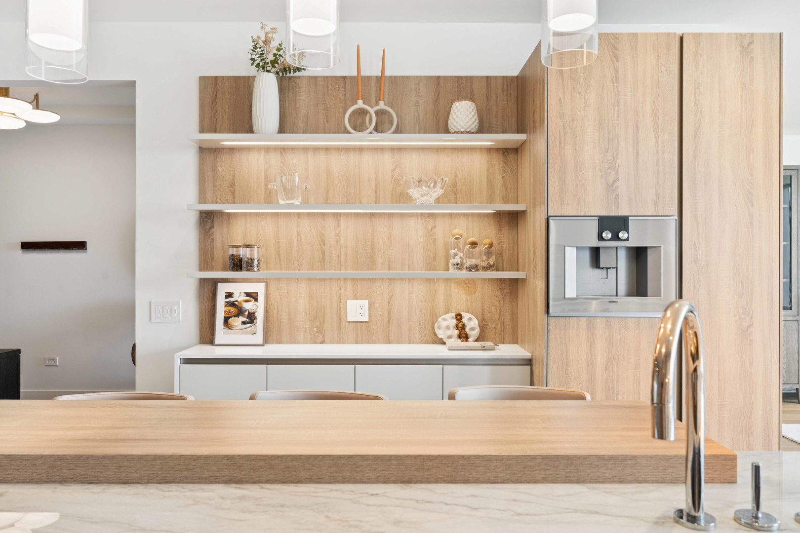 363 E Wacker Dr #2606 Chicago, IL 60601