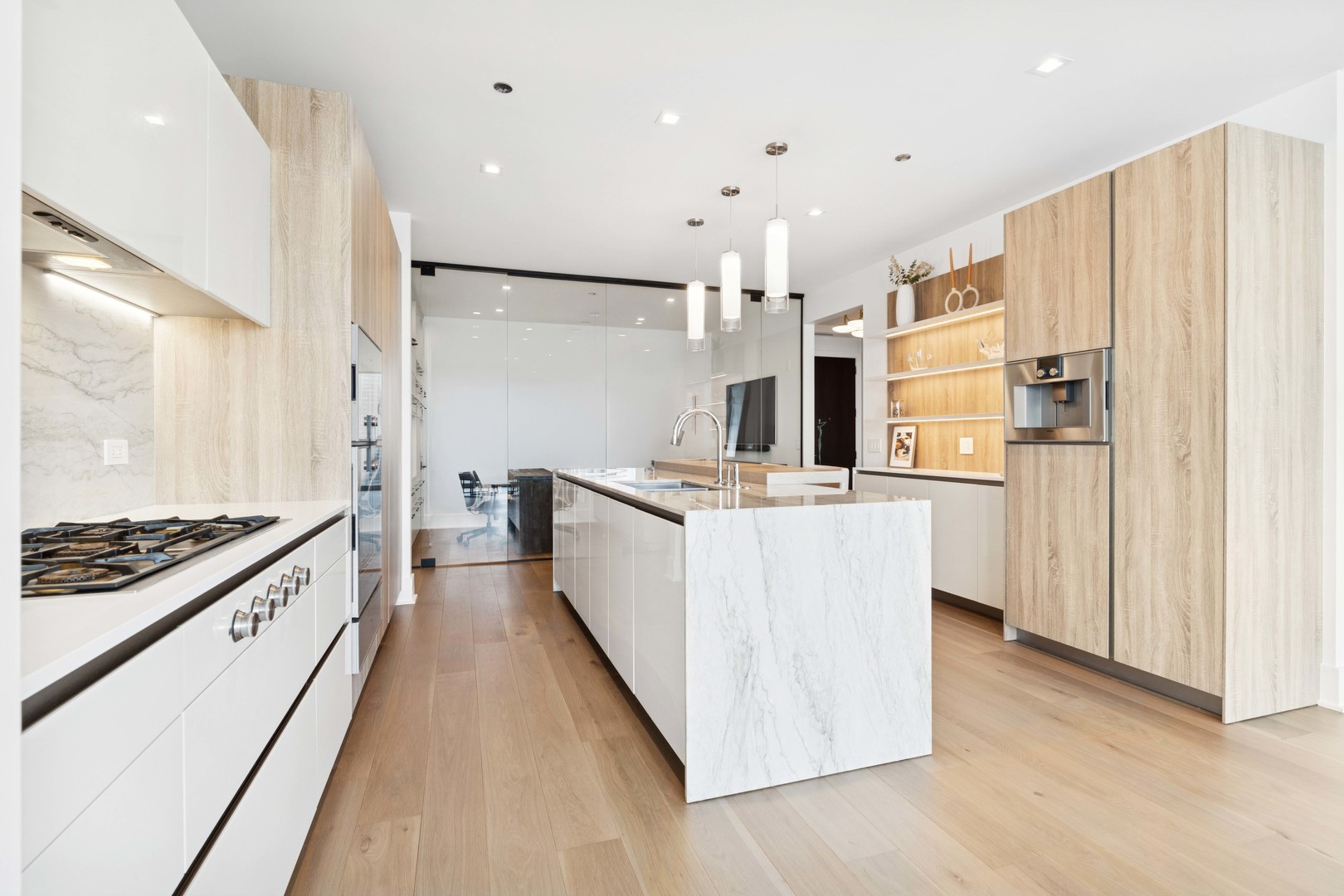 363 E Wacker Dr #2606 Chicago, IL 60601