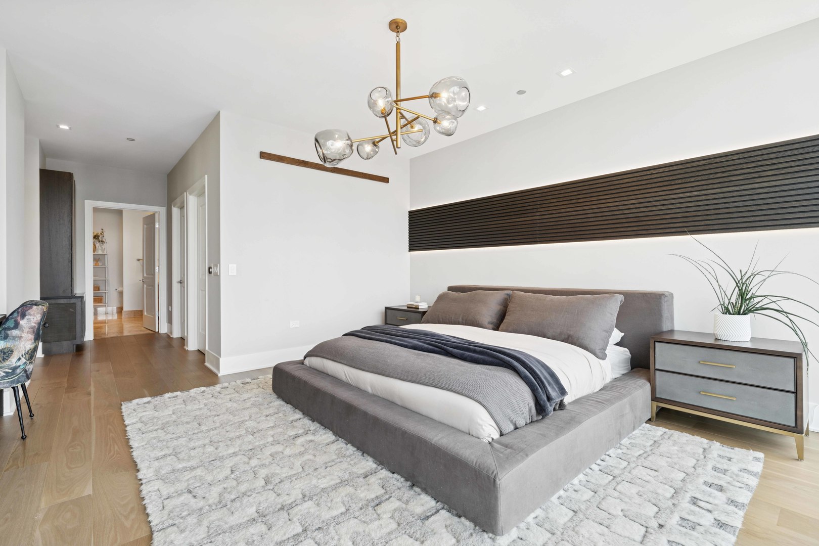 363 E Wacker Dr #2606 Chicago, IL 60601