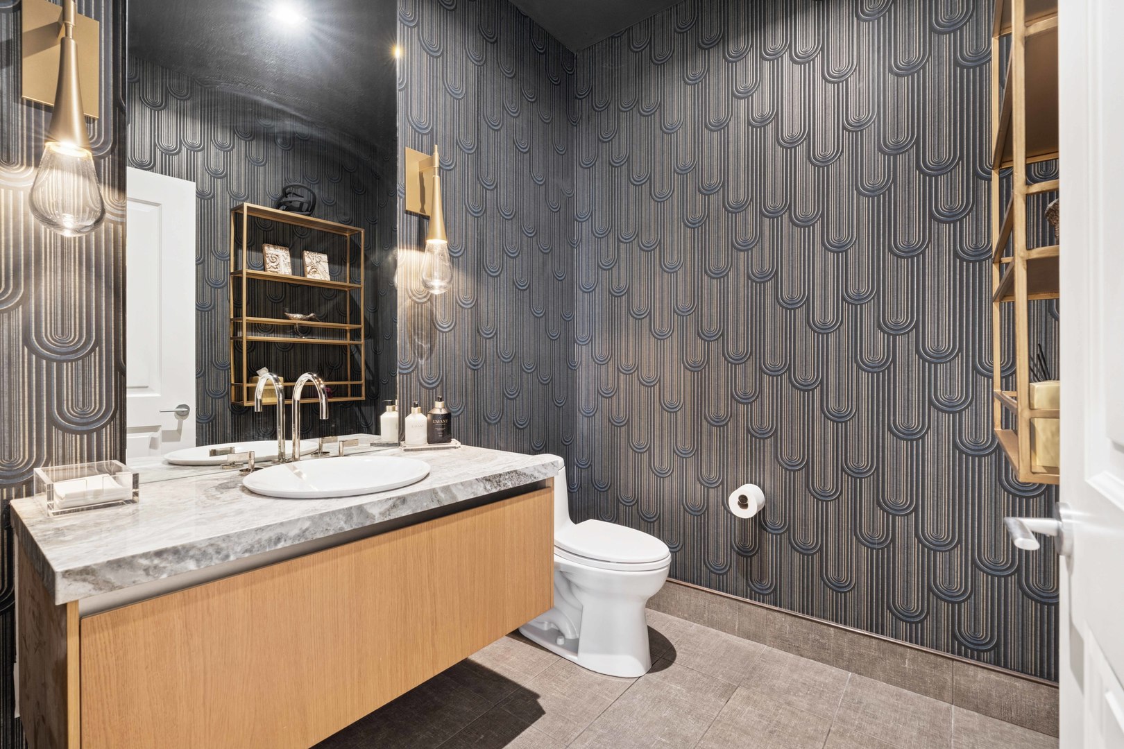 363 E Wacker Dr #2606 Chicago, IL 60601