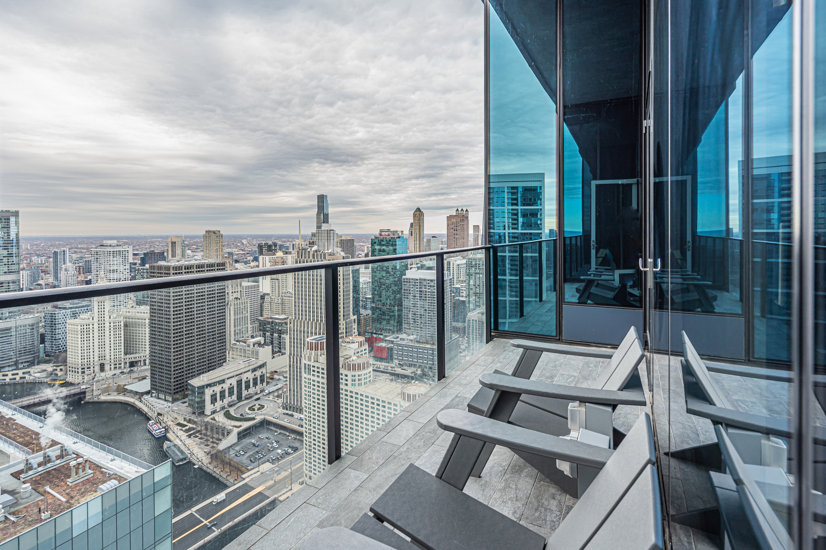 363 E Wacker Dr #1402 Chicago, IL 60601