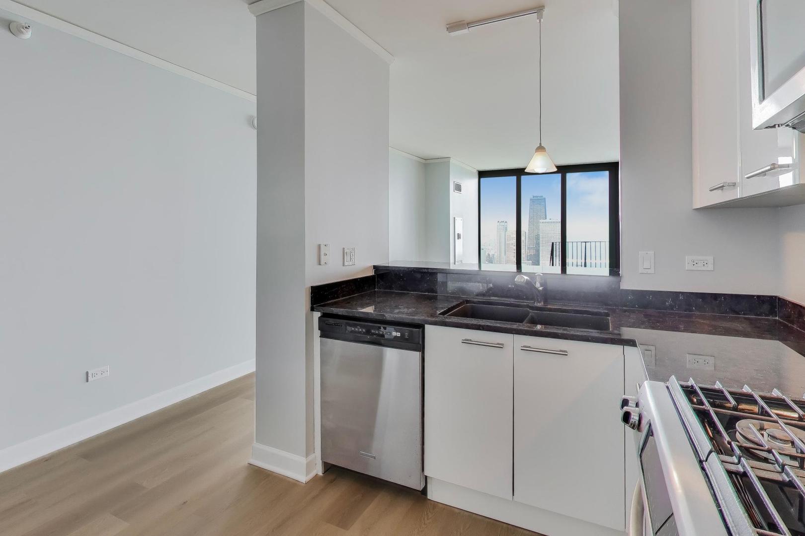 225 N Columbus Dr #7203 Chicago, IL 60601