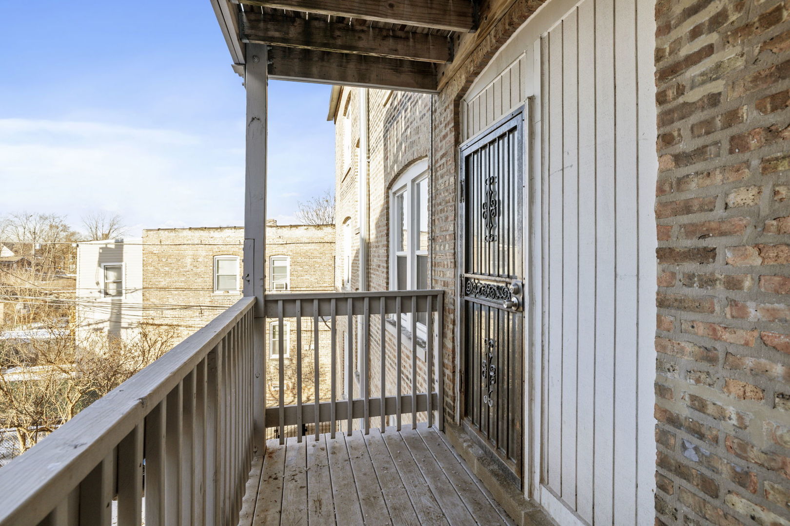 6850 S Dante Ave #2N Chicago, IL 60637