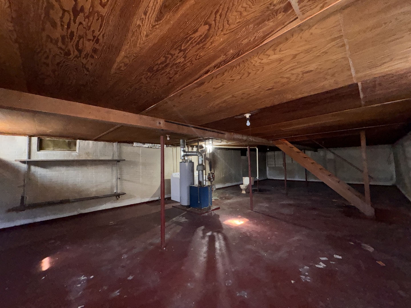 806 NE 3rd St Galva, IL 61434