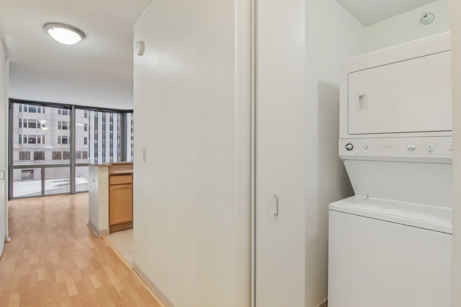 222 N Columbus Dr #711 Chicago, IL 60601