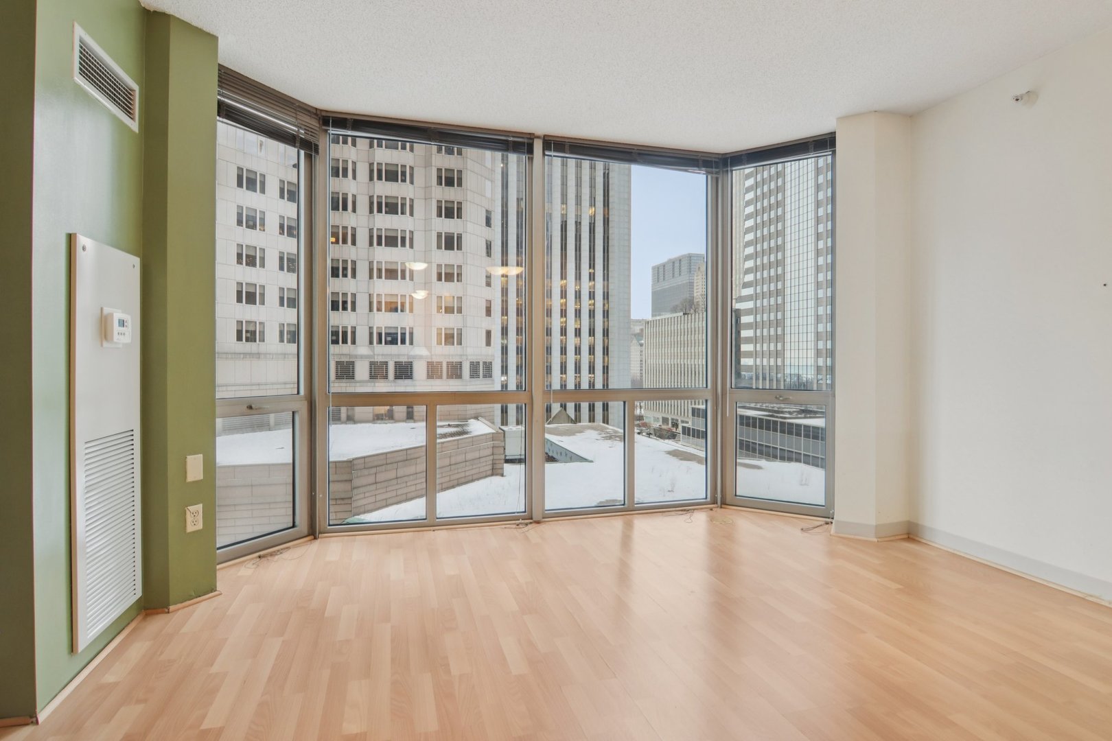 222 N Columbus Dr #711 Chicago, IL 60601