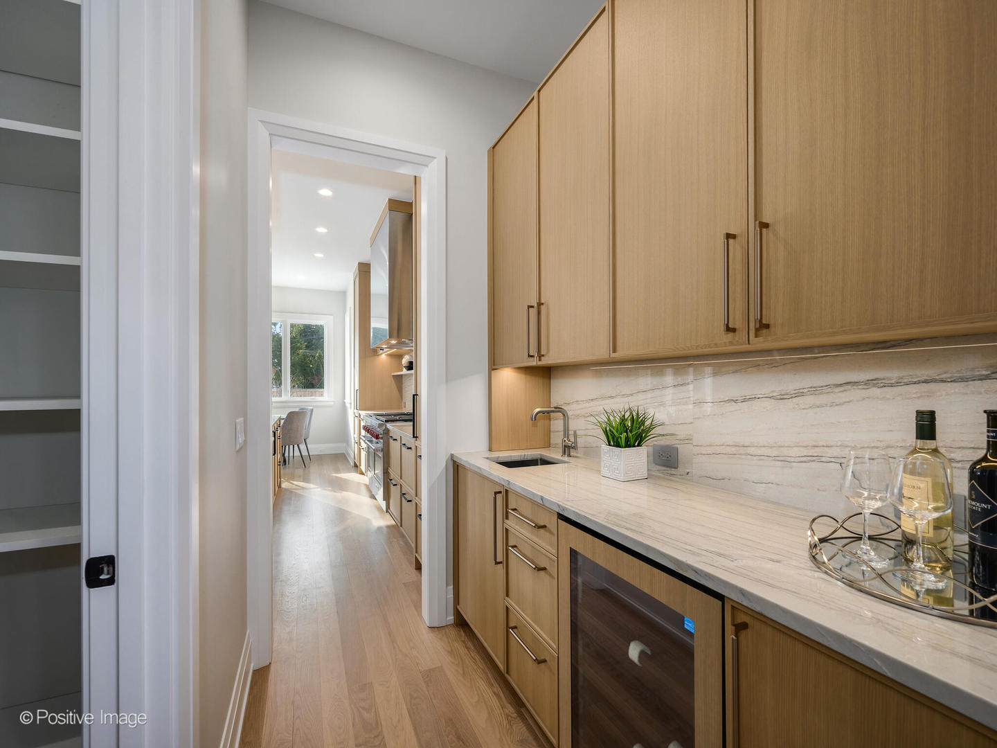 1917 Washington Ave Wilmette, IL 60091