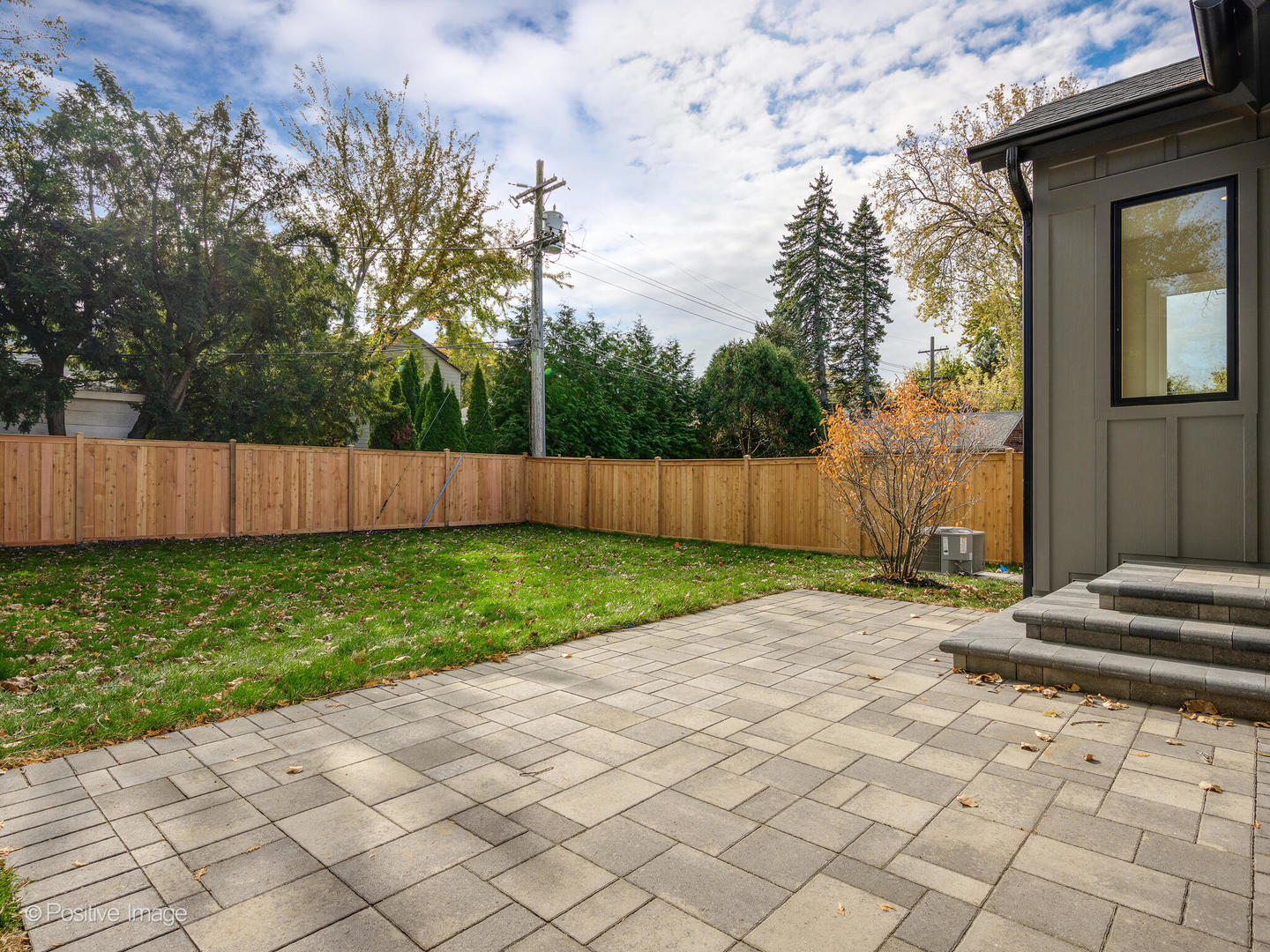 1917 Washington Ave Wilmette, IL 60091