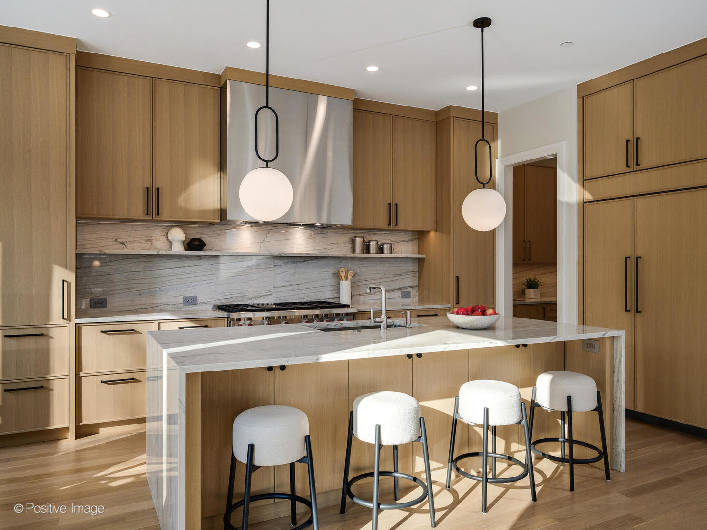 1917 Washington Ave Wilmette, IL 60091