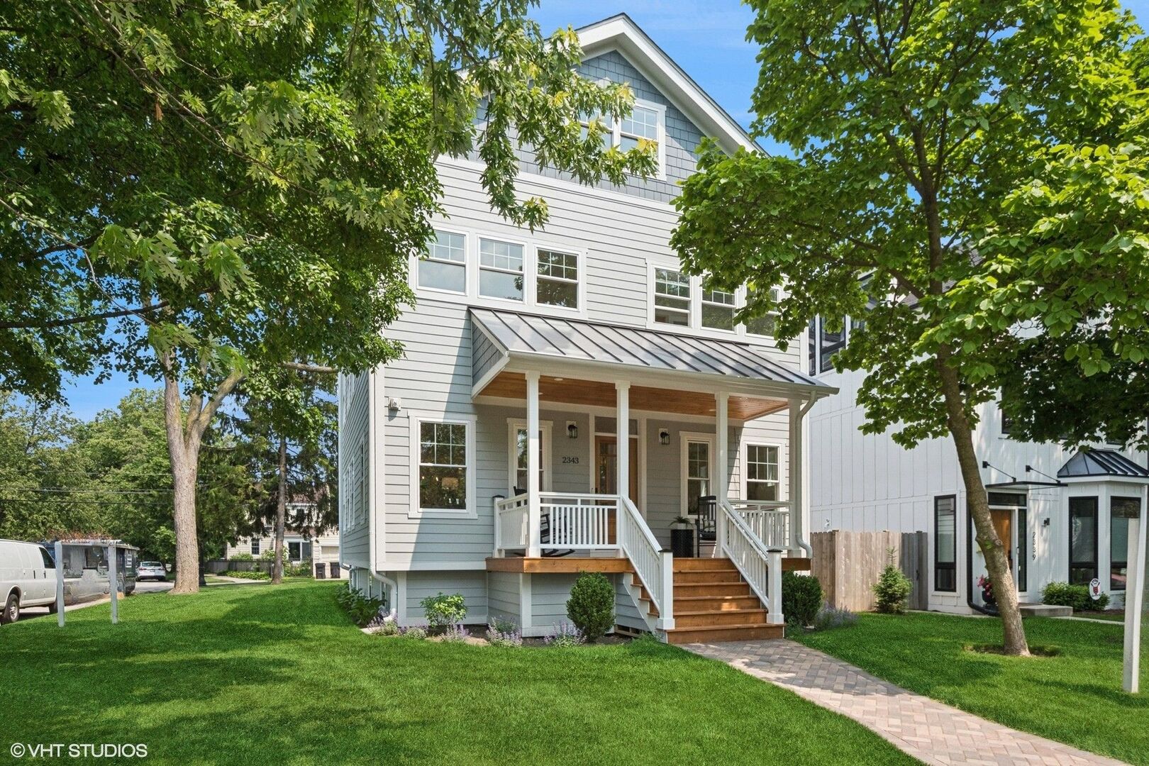 2343 Hastings Ave