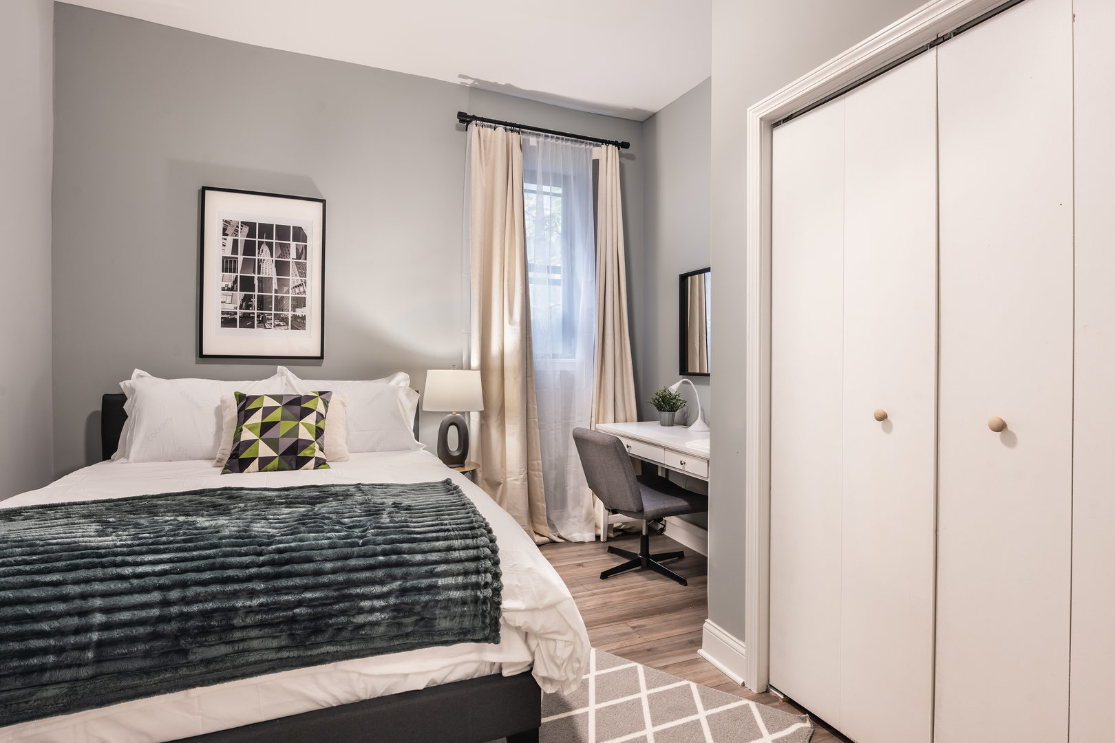 5017 S Drexel Blvd #101 Chicago, IL 60615