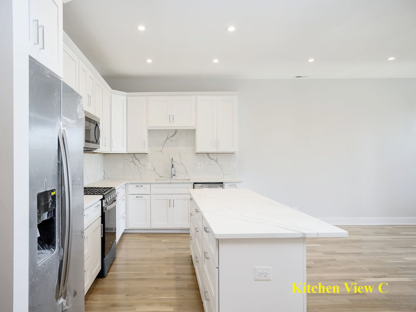 6103 S Kenwood St #3S Chicago, IL 60637