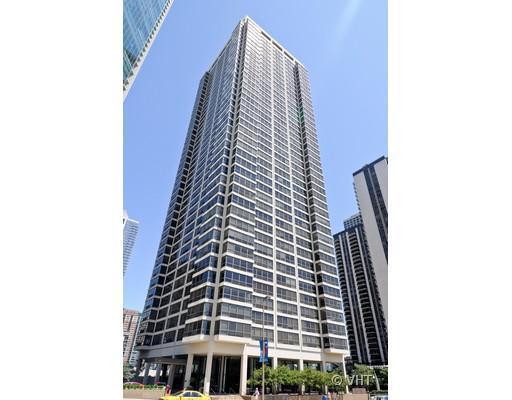 360 E RANDOLPH St #2903
