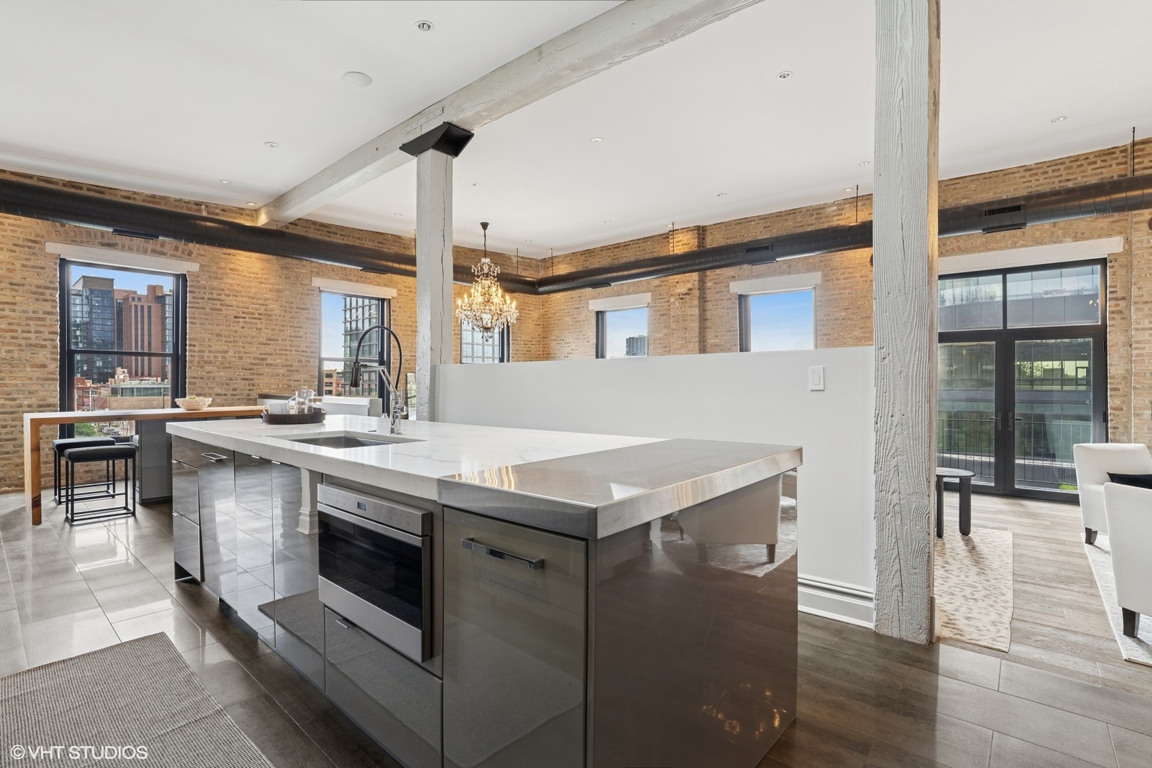 401 N Aberdeen St #4S Chicago, IL 60642