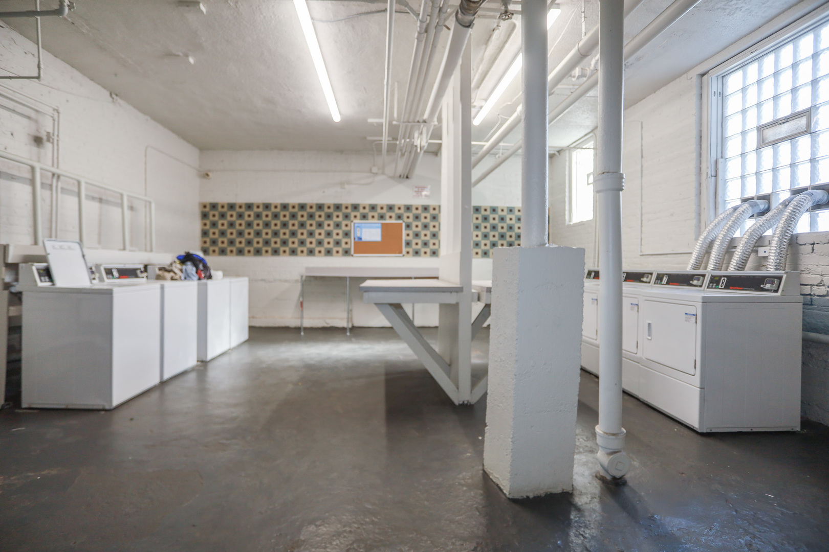 5419 S Harper Ave #211 Chicago, IL 60615