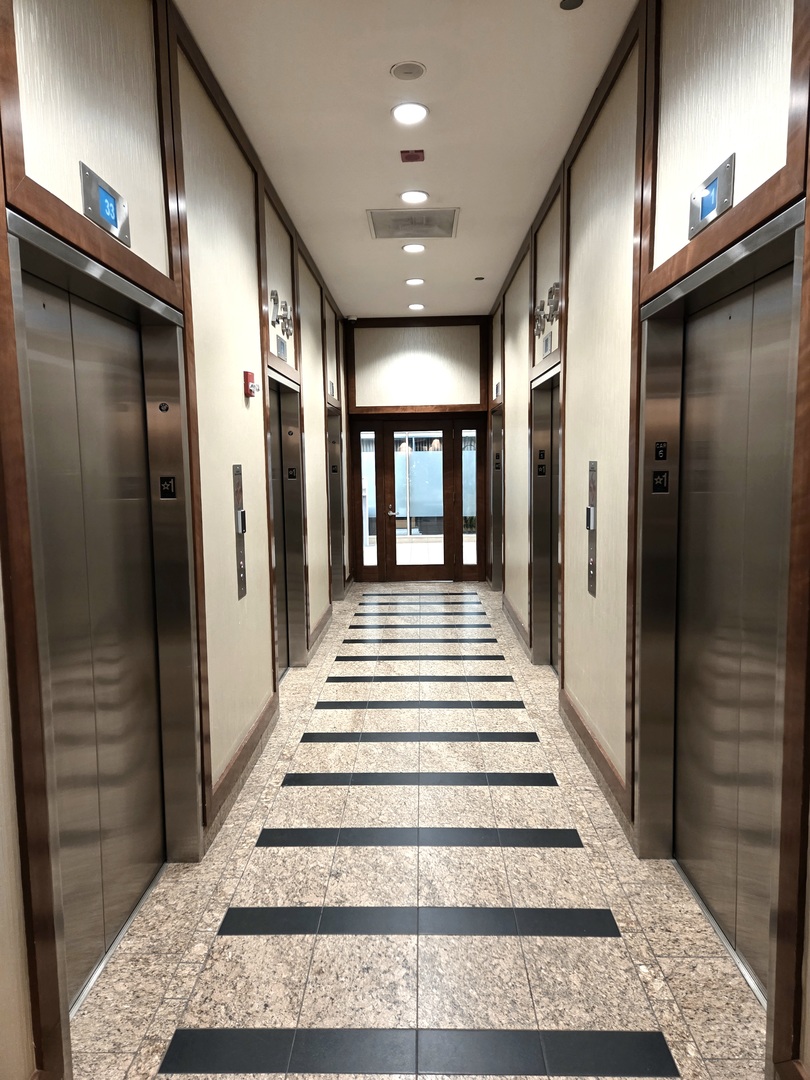 222 N Columbus Dr #1003 Chicago, IL 60601