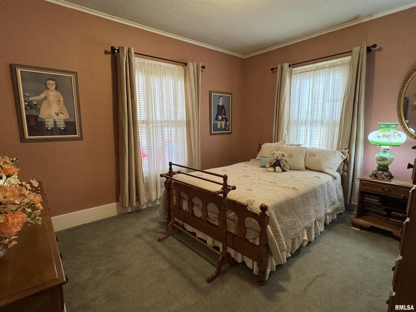 532 N WASHINGTON St Duquoin, IL 62832